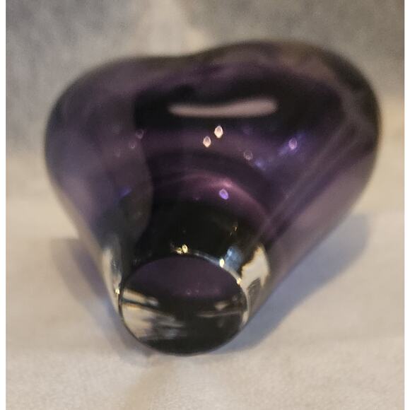 Rosenthal Purple Amethyst Art Glass Heart Bud Vase Paperweight 4” x 4” - Picture 8 of 10